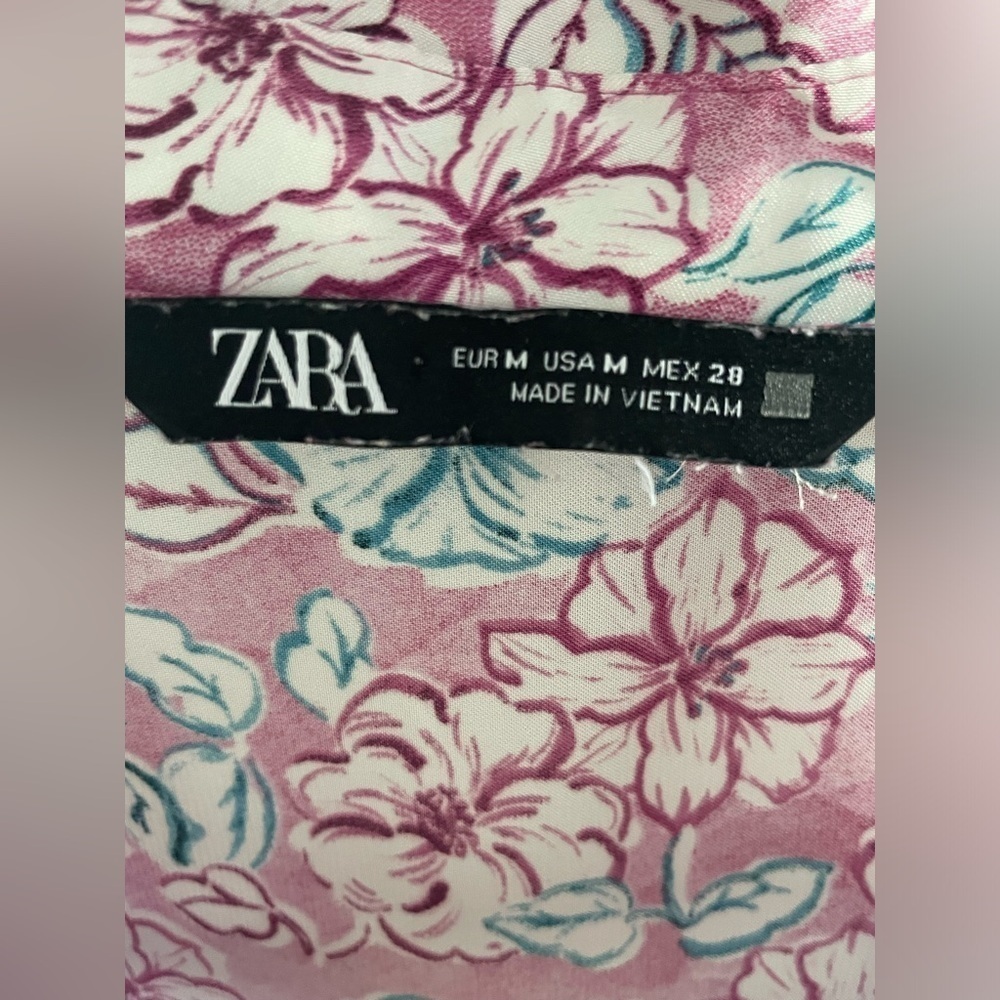 Zara Pink Blue Floral Button-Down ‘Satin’ Blouse Size Small Cottage Coastal - Picture 5 of 11